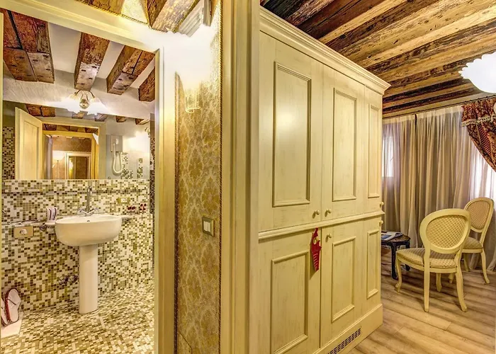 San Marco - Le Isole - Corte Coppo - Locande Affittacamere *
